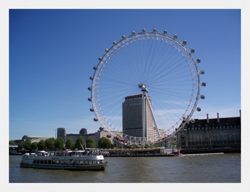London Eye 800x614 3 Facts that Make London Unique. 1. The Thames: London Eye 800x614 3 Facts that Make London Unique. 1. The Thames: